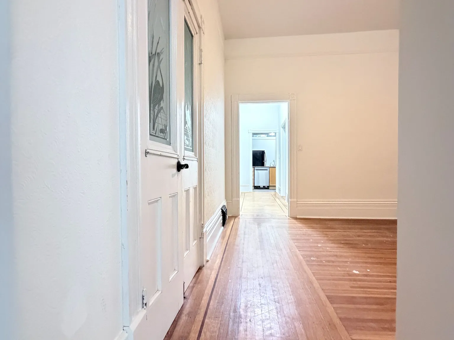 2 bed, $2,050 — Photo 2