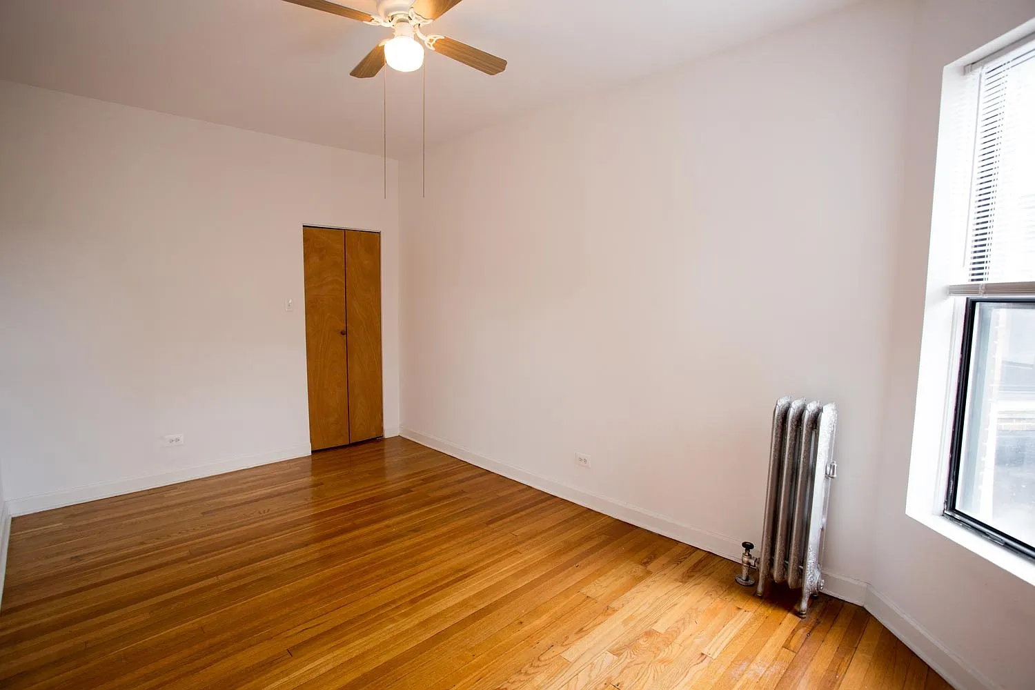 5500 S. Cornell Avenue — Photo 3