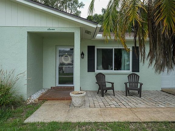 3rd image of 7 Freshwater Dr