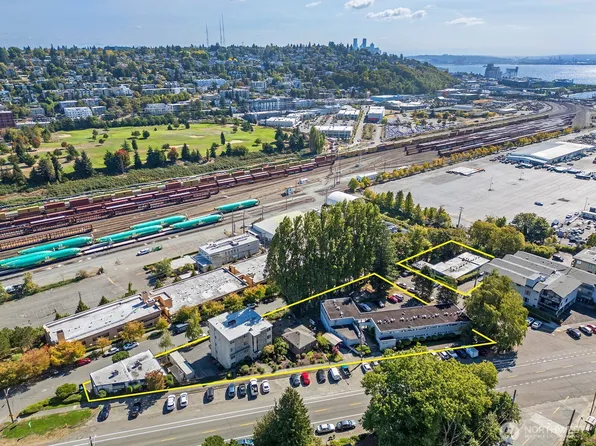 2600 2634 Thorndyke Avenue W, Seattle, WA 98199