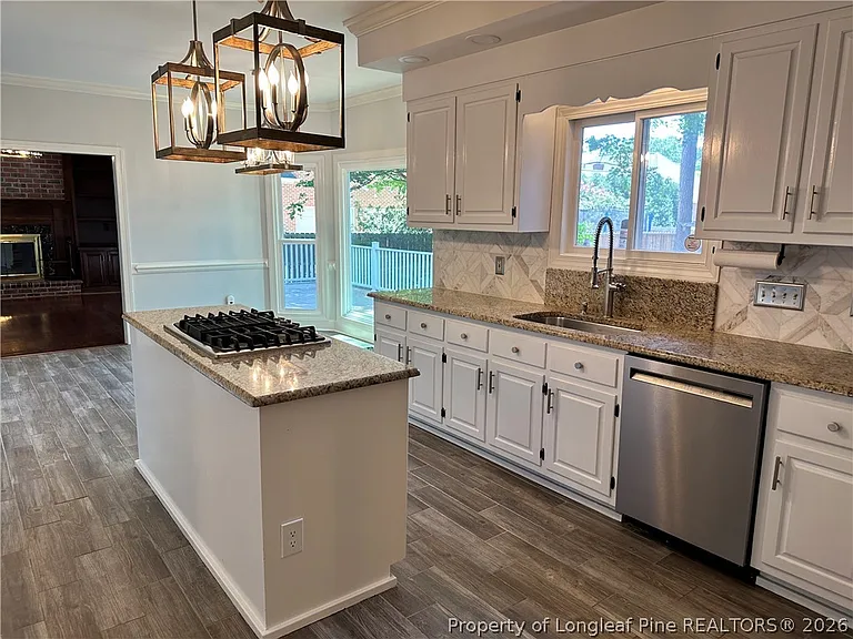 493 Kingsford Rd — Photo 11