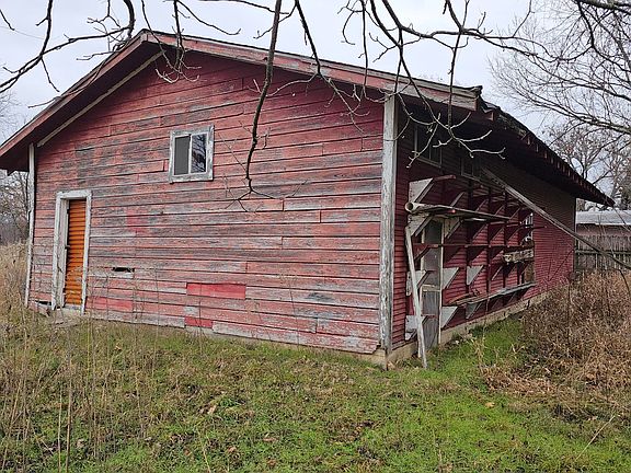 2nd image of 14368 W State Highway 90