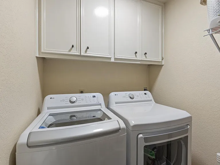 2305 Raintree Path — Photo 26