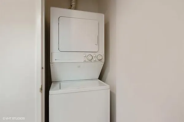 Rented by Real Direct | media 6