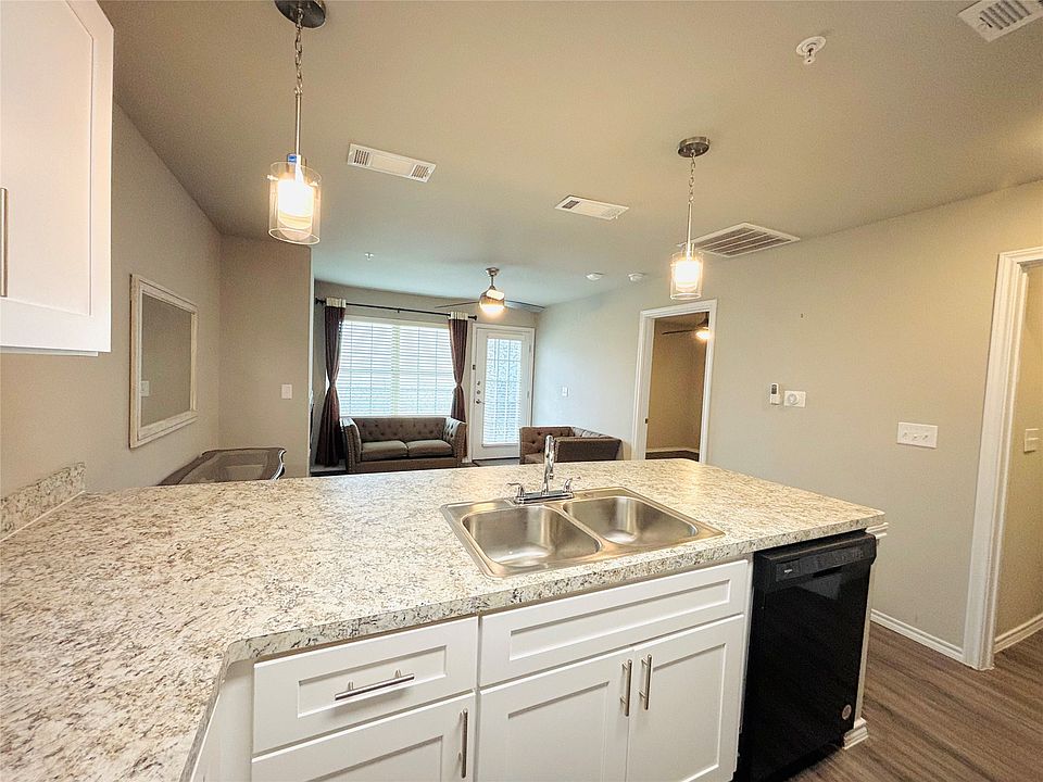 1st image of 6108 Abrams Rd APT 202