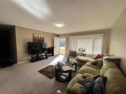 4111 E Deckard Dr — Photo 6