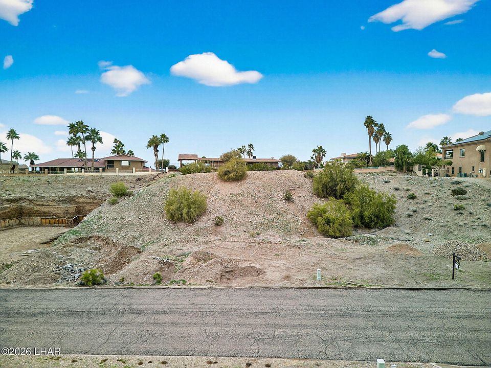 1st image of 2405 Demaret Dr