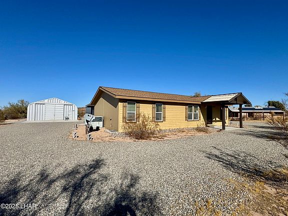 3rd image of 42987 Umatilla Dr