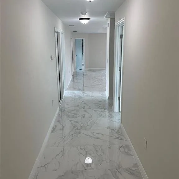 399 Carrillon Ave S — Photo 1