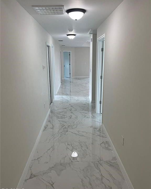 1st image of 399 Carrillon Ave S