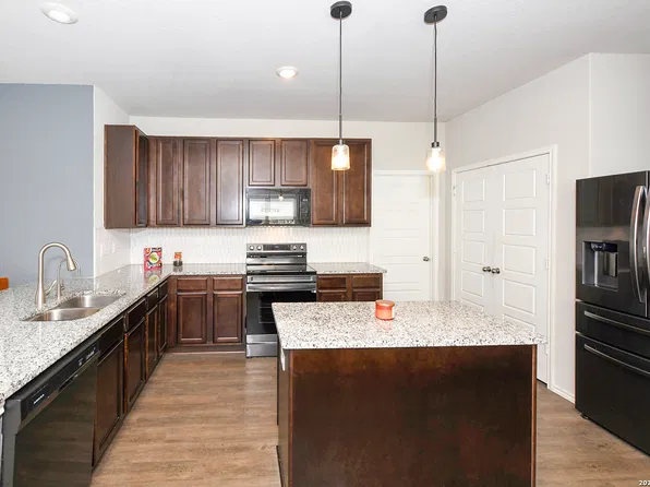 2008 Cassiopeia Bend, San Antonio, TX 78245