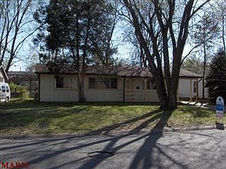2nd image of 516 Saratoga Ln