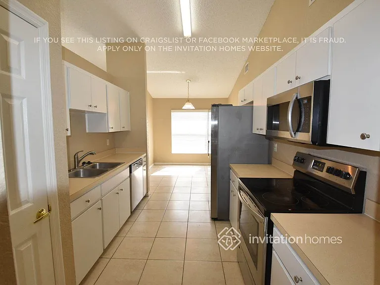 6884 Bordeaux Blvd — Photo 4