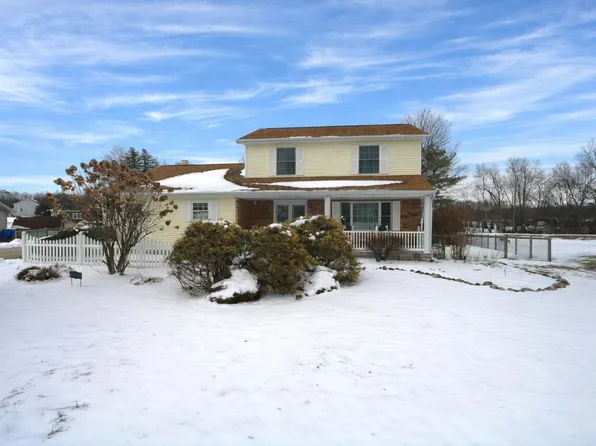 50800 Tumbleweed Trl, Granger, IN 46530