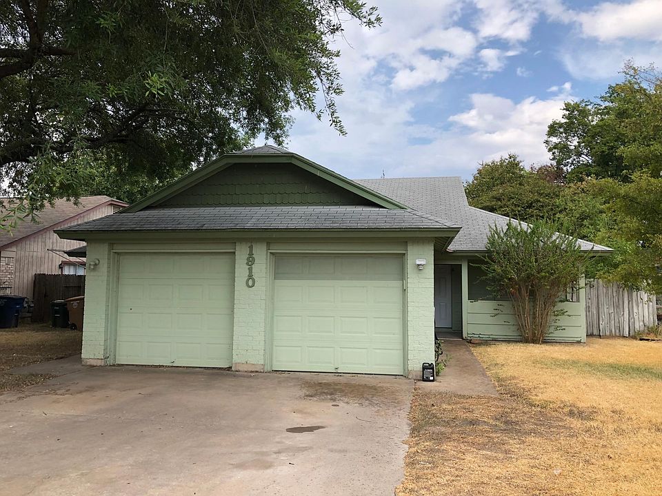 1st image of 1910 Gracy Farms Ln