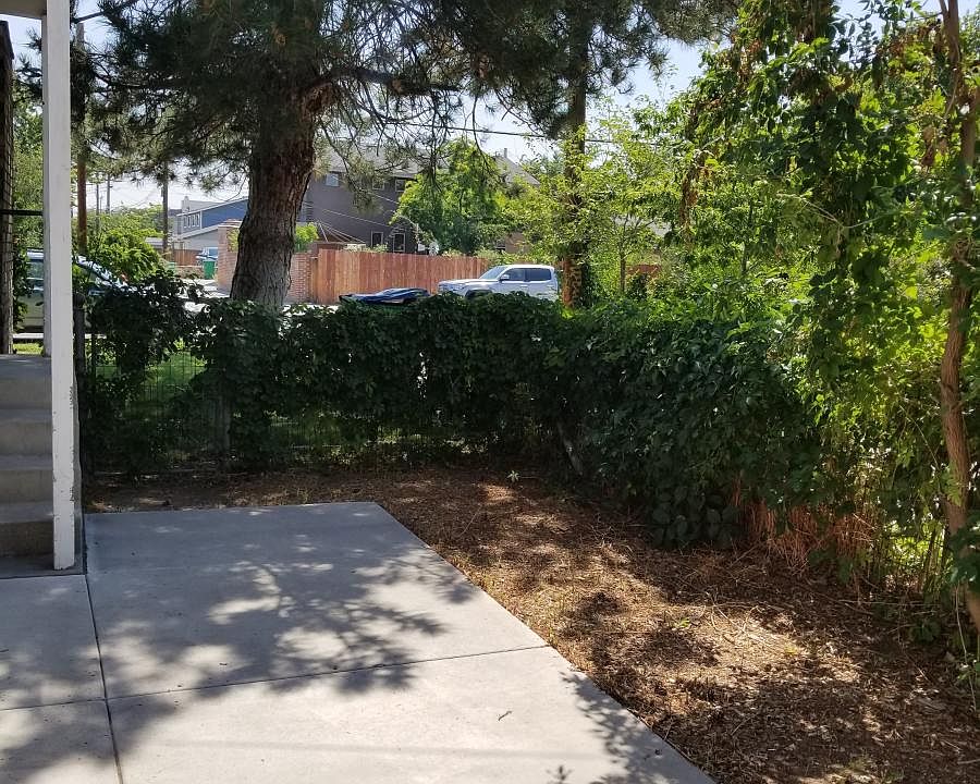 1st image of 1327 Watt St