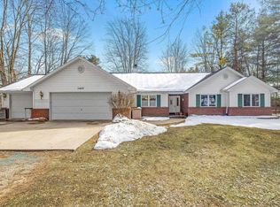 11637 W Freeland Rd, Freeland, MI 48623