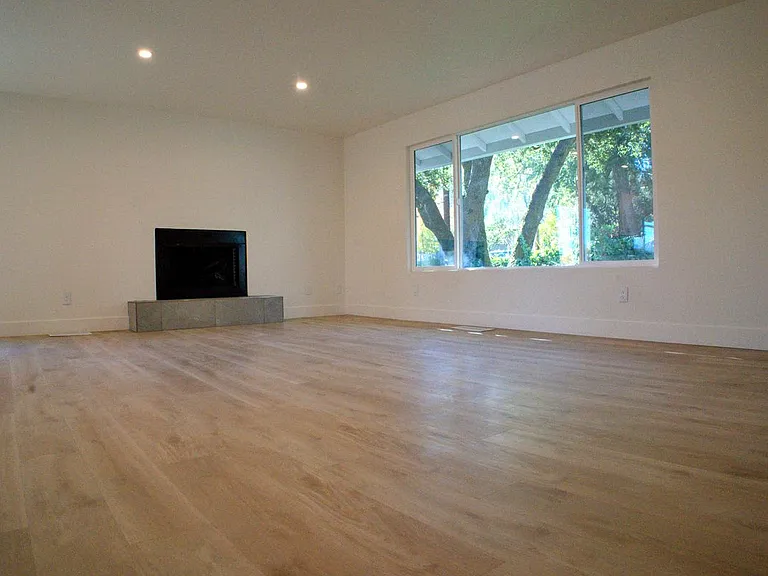 604 Los Olivos Rd — Photo 14