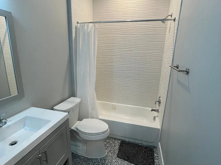 3301 16th St NW #105 — Photo 3