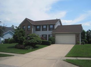 2314 Bunker Hill Dr SE, Kentwood, MI 49508