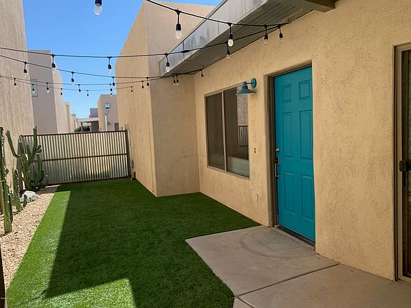 3rd image of 2521 N Silver Mosaic Dr