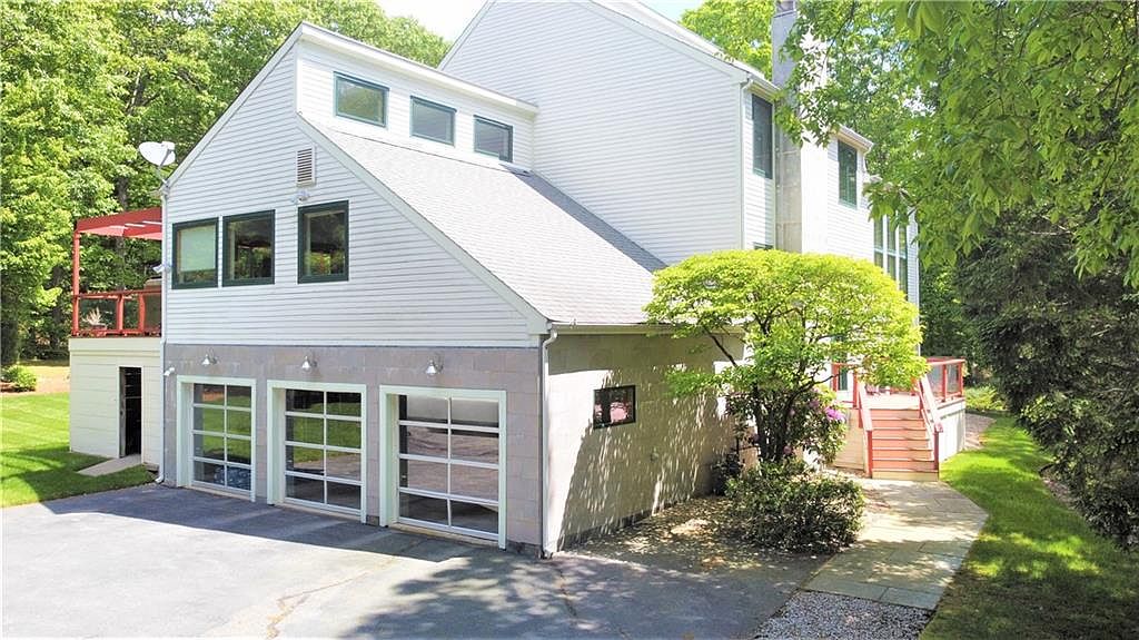 15 Cavalier Dr, East Greenwich, RI 02818 Zillow