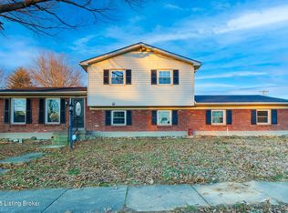 4203 Landside Dr, Louisville, KY 40220