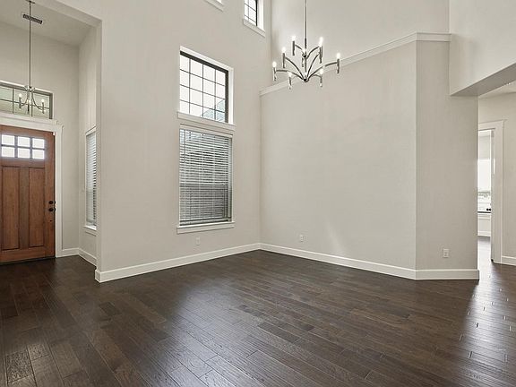 2nd image of 14098 Beacon Crest Ln