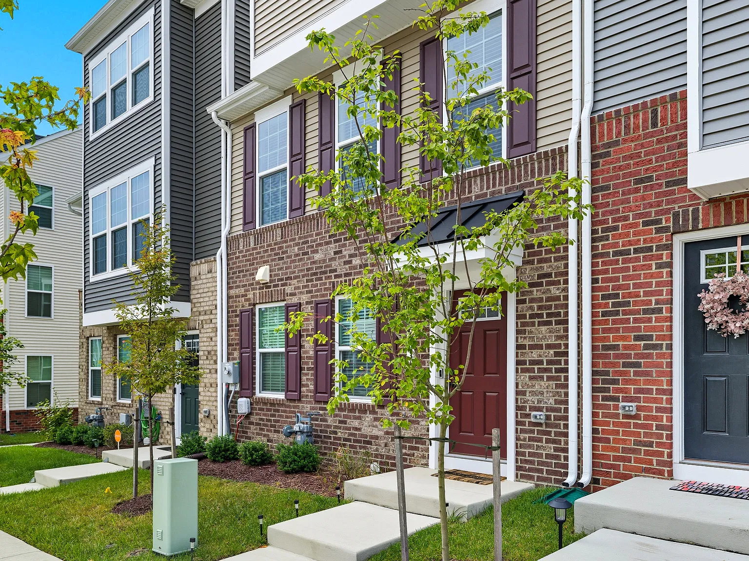 3 bed, 1726 sqft, $3,600 — Photo 3