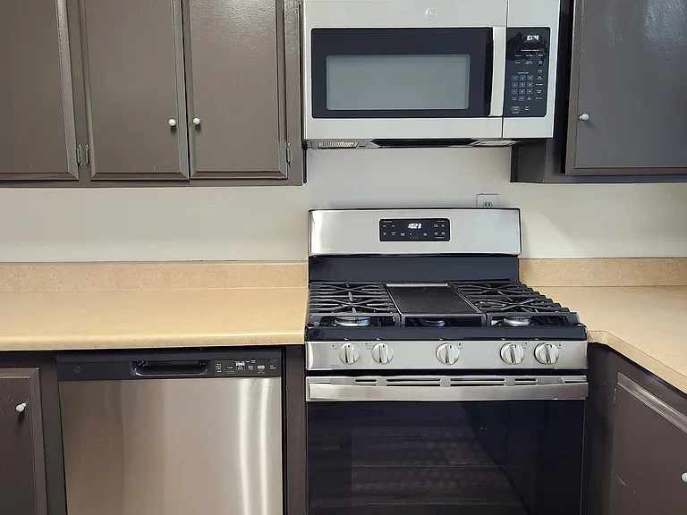 514 N Towne Ave #6 — Photo 7