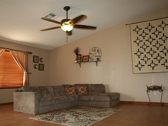 3rd image of 6343 E 42nd St