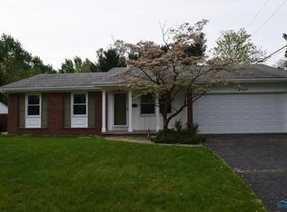 6467 Longfellow Rd, Sylvania, OH 43560