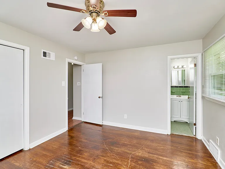 10900 Saint Boniface Ln — Photo 18