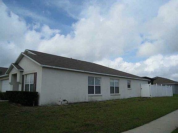 2nd image of 844 Battery Pointe Dr