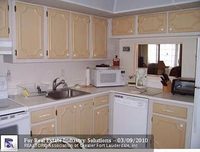 5th image of 1402 NW 80th Ave APT 508