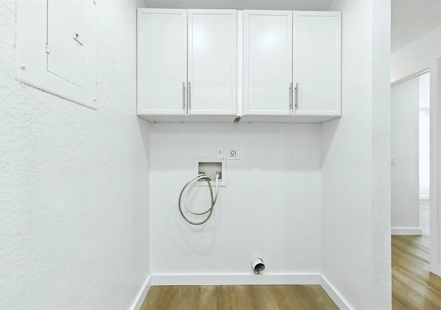 840 NE 3rd St - 100 — Photo 3