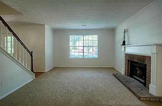 4th image of 135 Arborfield Way