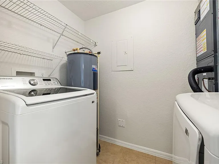 6401 Aragon Way #204 — Photo 21