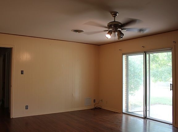 2nd image of 2405 W Avenue Z