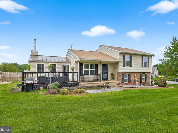 602 Greenview Dr, Denver, PA 17517