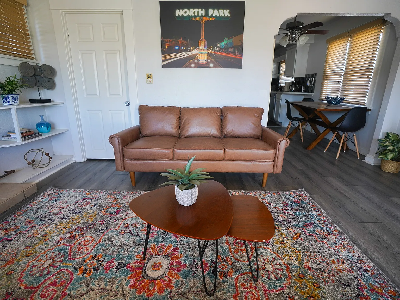 4062 Cherokee Ave — Photo 2
