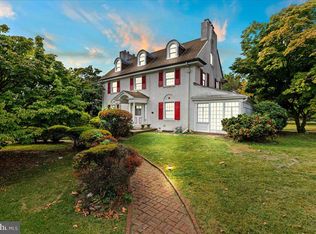 14 N Swarthmore Ave, Ridley Park, PA 19078