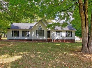 608 N Main St, Granite Quarry, NC 28146