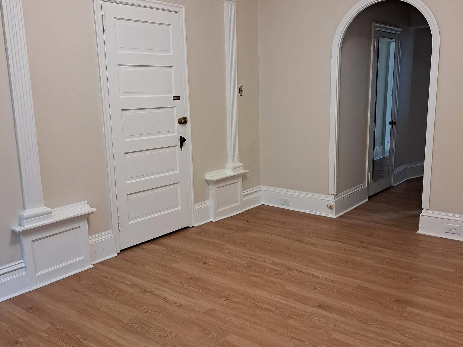 1 bed, 750 sqft, $1,275 — Photo 2