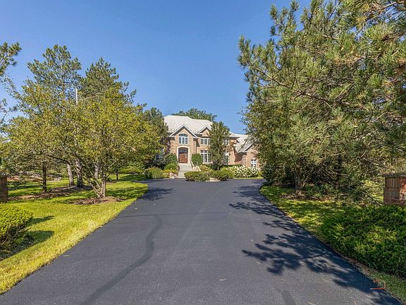 2nd image of 21606 N Stoneybrook Ct