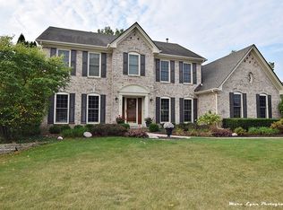 513 Steeplechase Rd, St Charles, IL 60174