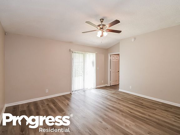 4th image of 2690 Diplomat Ct
