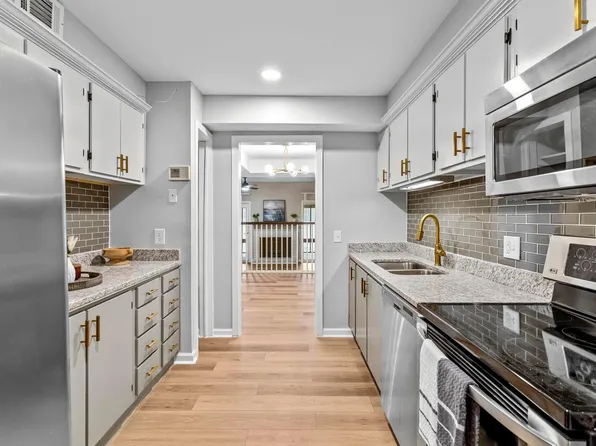 5 Royalgate Dr, Columbia, SC 29223