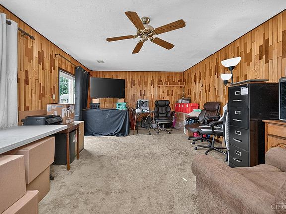 5th image of 3451 Hollyglen Ct
