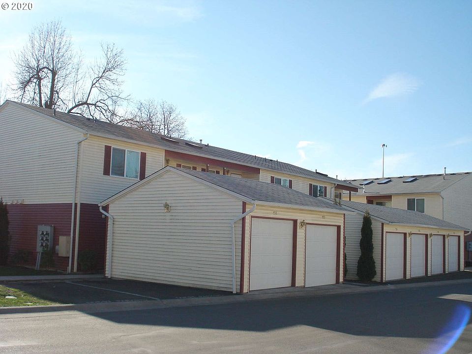 1st image of 4000 NE 109th Ave Unit 154
